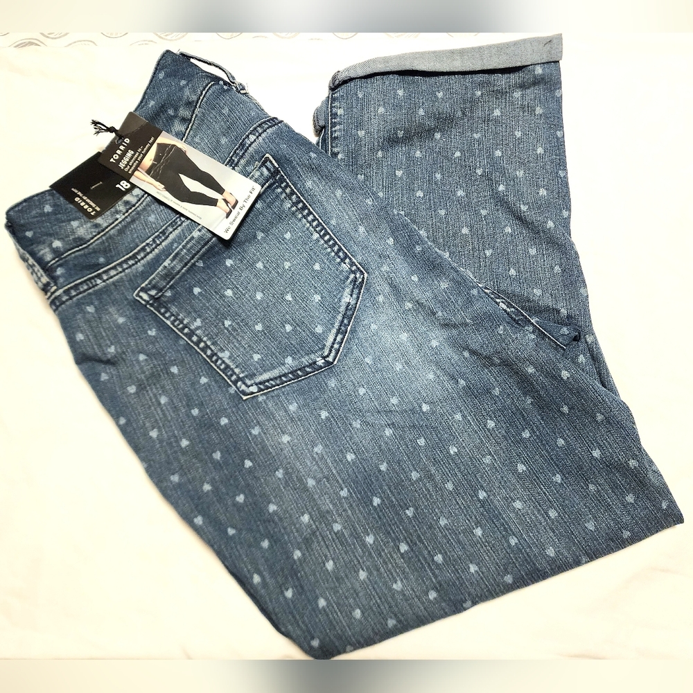 Torrid Capri Jeggings - ♡ Heart Pattern ♡